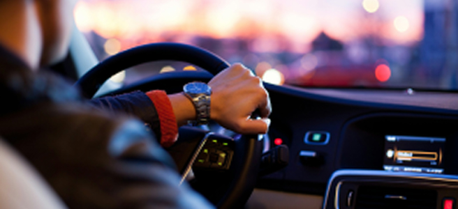 How to Choose the Best Car Insurance in the UAE